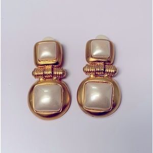 Vintage earrings faux pearl gold tone